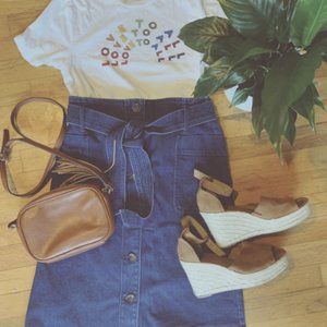 Loft - Tie Waist Denim Skirt 💐